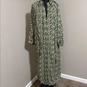 H&M Black and Yellow Floral Long Sleeve Dress